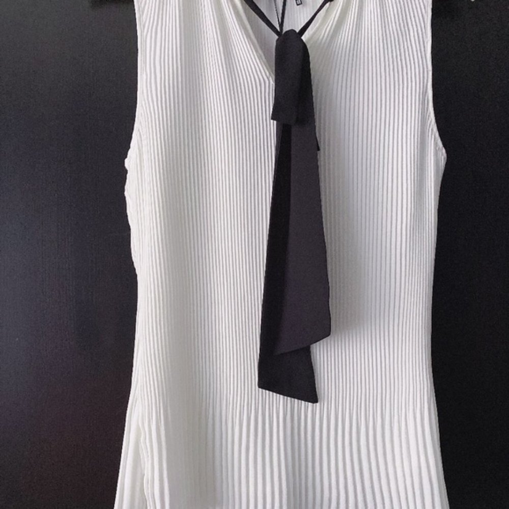 NEW DKNY Women Chiffon Top with Bow Tie